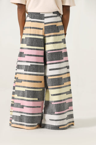 "Life is loading" handwoven trousers