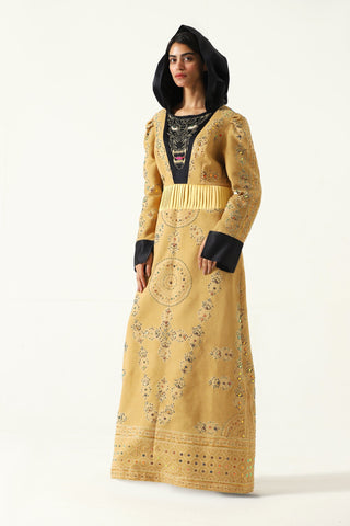 "Jungle queen" hand-embroidered gown