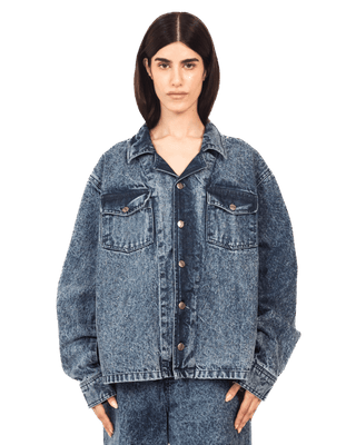 BLUE ACID WASH DENIM TRUCKER JACKET