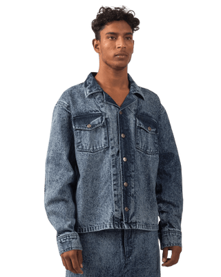 BLUE ACID WASH DENIM TRUCKER JACKET